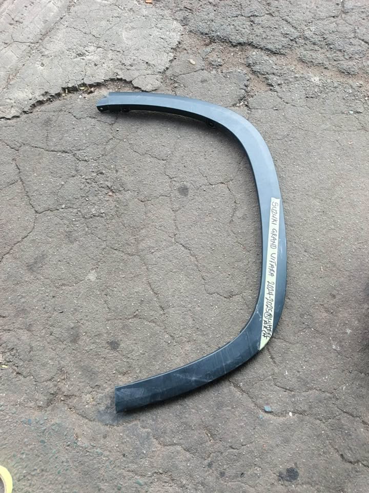 Suzuki Grand vitara wheel arch - Private Seller Suzuki Grand vitara wheel arch - Private Seller