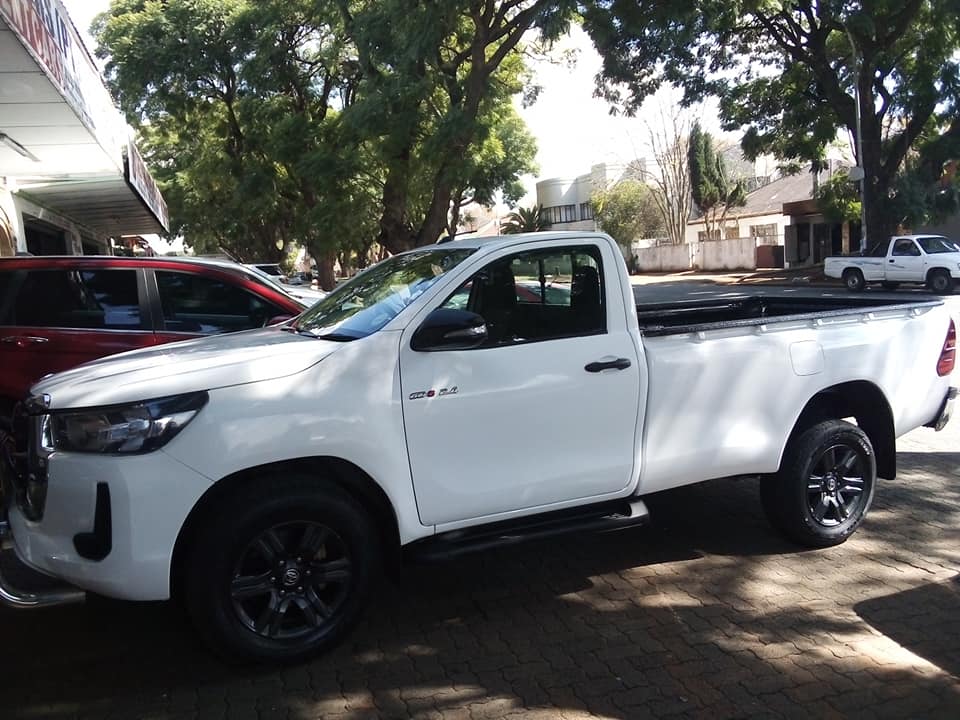 2020 TOYOTA HILUX 2.4 GD6 SINGLE CAB MANUAL WHITE COLOR SERVICE BOOK SPAREKEY PDC SENSORS 112000k