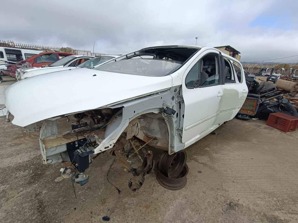Peugeot 307 Stripping for spares - Private Seller Peugeot 307 Stripping for spares - Private Seller