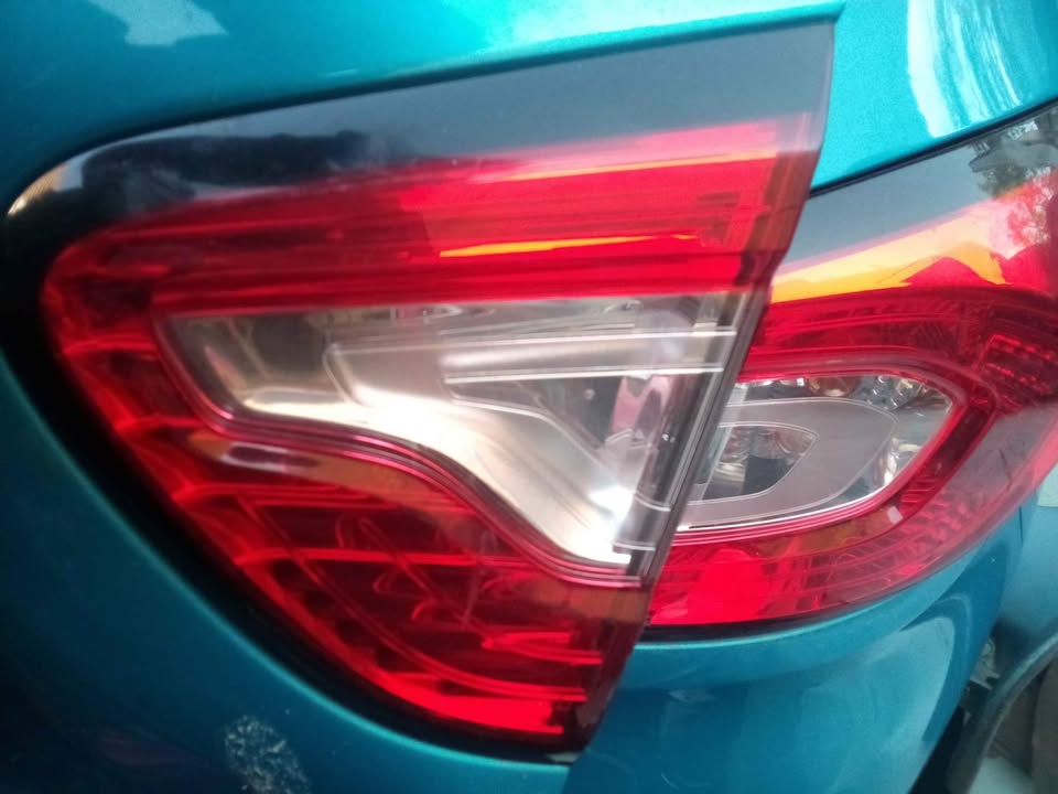 Renault Capture TAILLIGHTS left and right side - Private Seller Renault Capture TAILLIGHTS left and right side - Private Seller