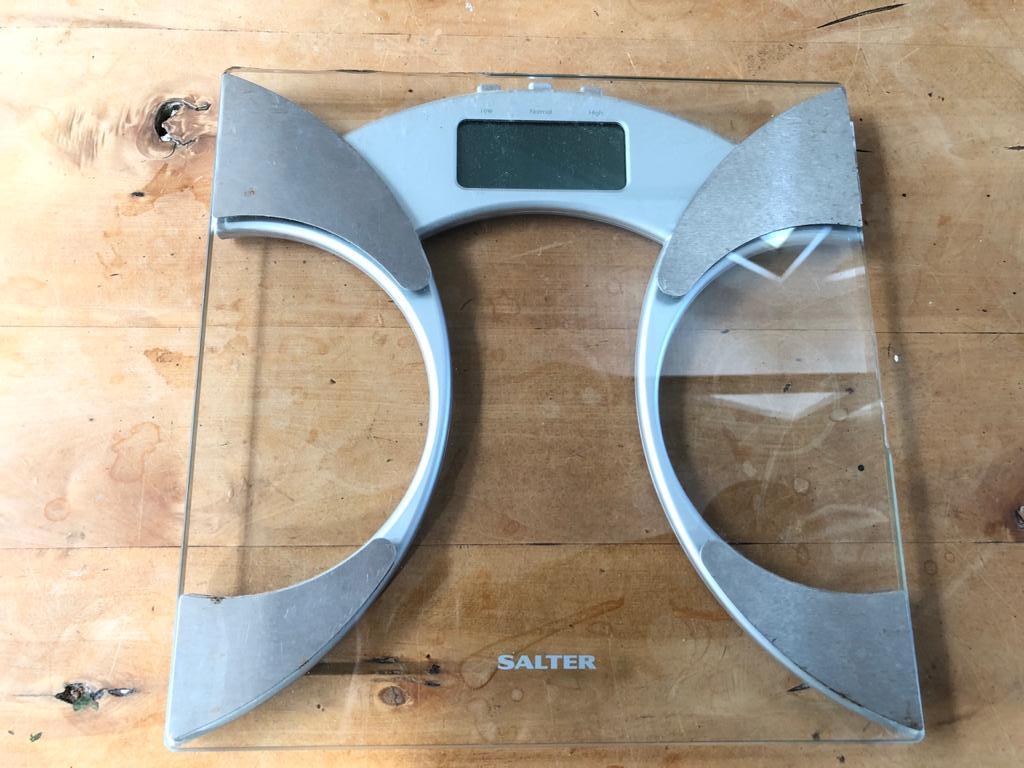 Salter Ultra Slim Glass Analyser Body Fat Scale - Silver