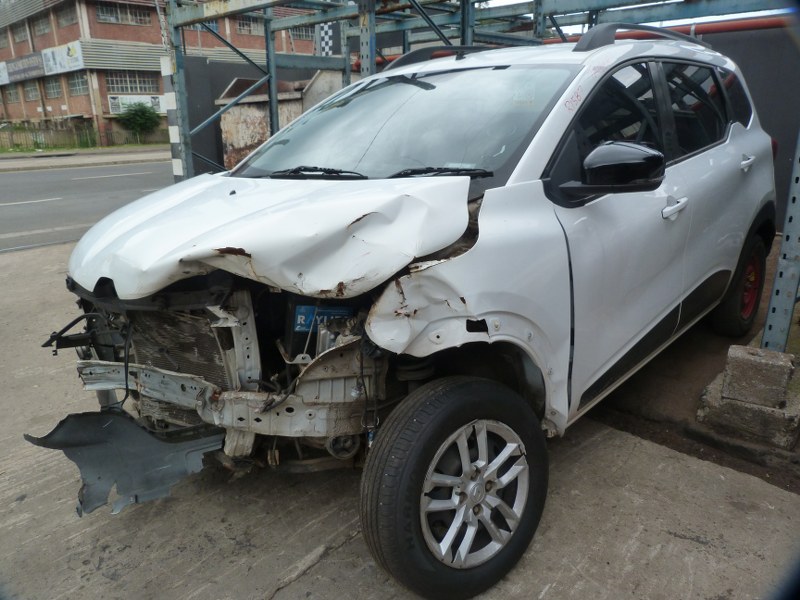Renault Triber 1.0 Petrol Manual B4D White - 2023 SPARESBOYZ STRIPPING FOR SPARE - Private Seller Renault Triber 1.0 Petrol Manual B4D White - 2023 SPARESBOYZ STRIPPING FOR SPARE - Private Seller
