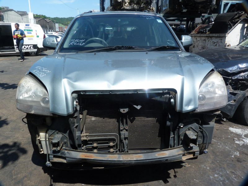 Hyundai Tucson 2.0 GLS Manual Light Blue - 2006 STRIPPING FOR SPARES - Private Seller Hyundai Tucson 2.0 GLS Manual Light Blue - 2006 STRIPPING FOR SPARES - Private Seller