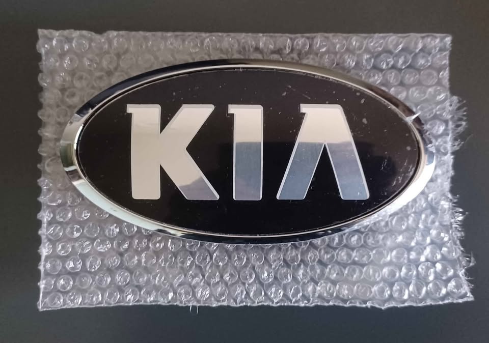 Kia K2700 stickers and badges - Private Seller