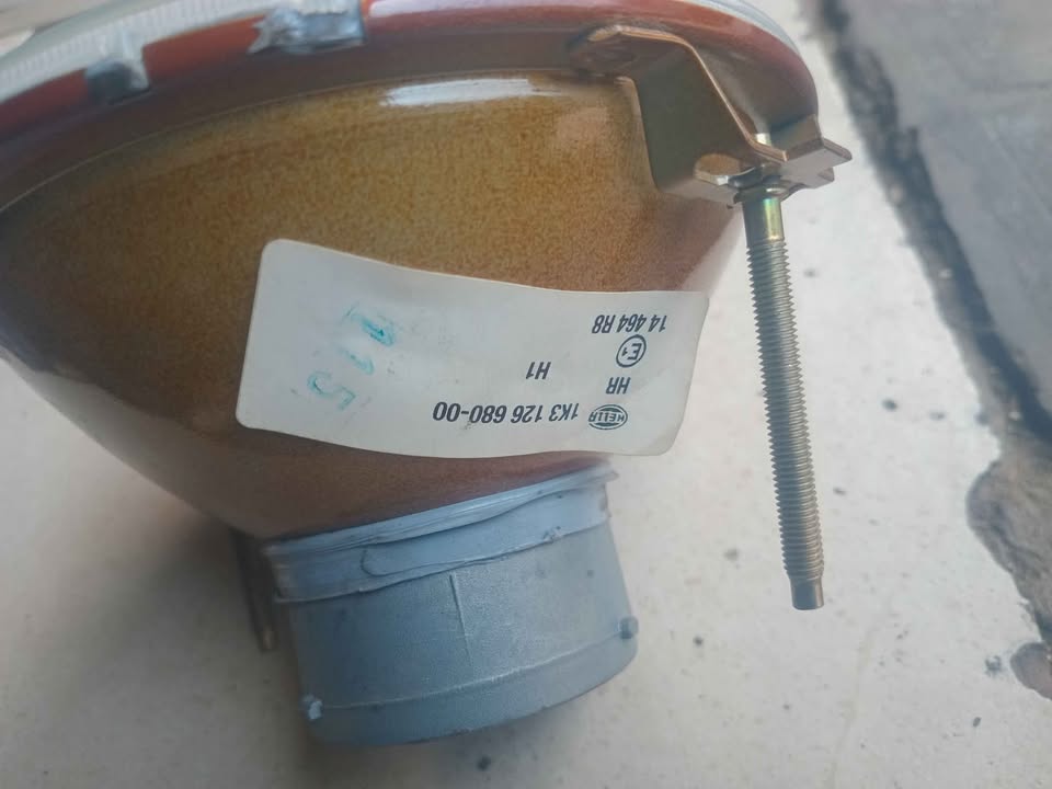 BMW E30 headlight high beam insert 2 BOSCH NOS right side - Private Seller BMW E30 headlight high beam insert 2 BOSCH NOS right side - Private Seller