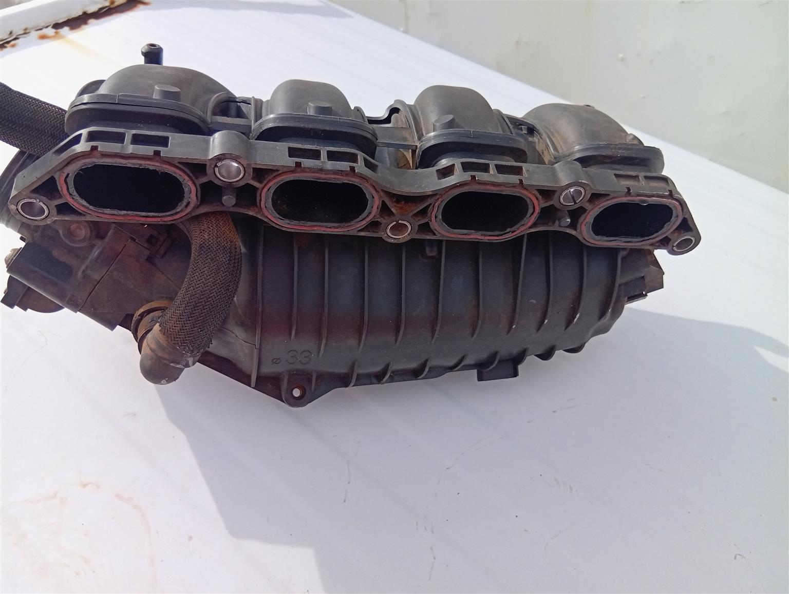 Peugeot 207 Citroen c3 intake manifold for sale - Private Seller Peugeot 207 Citroen c3 intake manifold for sale - Private Seller