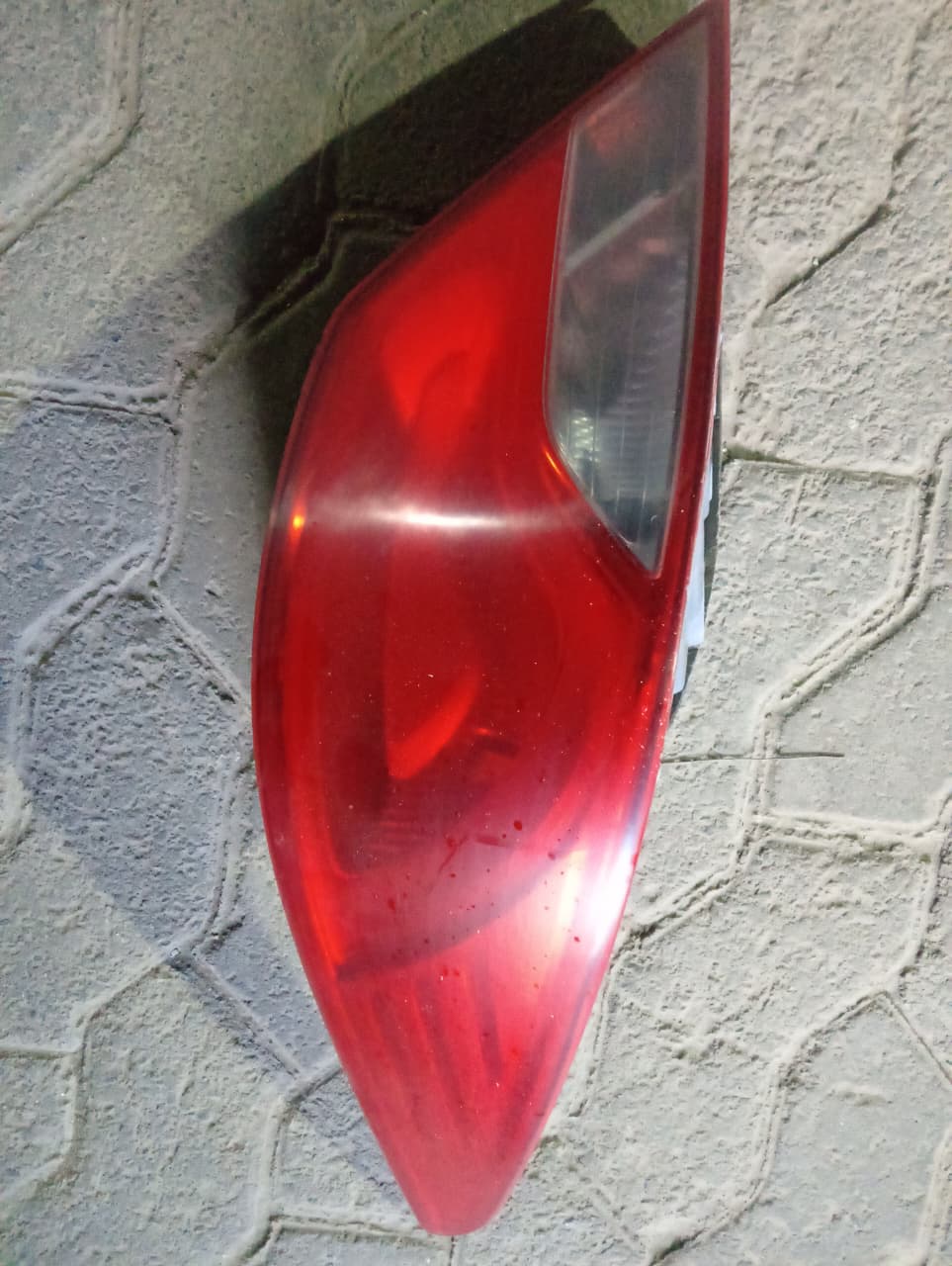 2018 Hyundai Accent Tail Gate Light Right - Private Seller 2018 Hyundai Accent Tail Gate Light Right - Private Seller