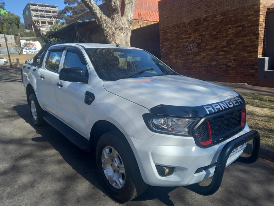 2018 FORD RANGER XLT 2.2 ENGINE DIESEL, DOUBLE CAB, MANUAL, WHITE COLOR, MILEAGE