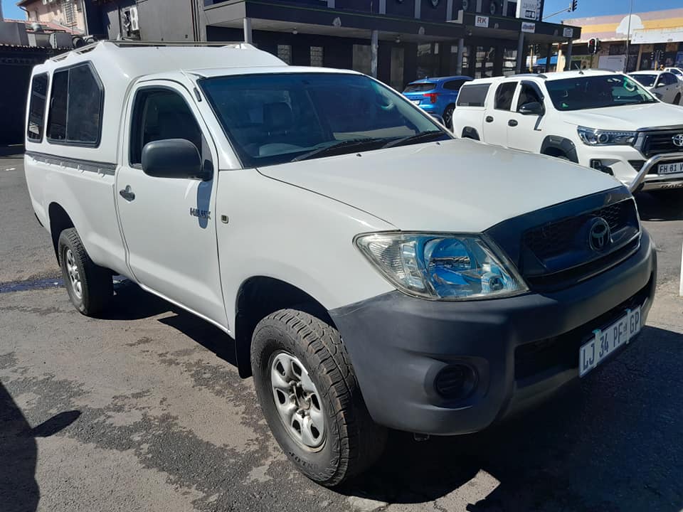 2007 TOYOTA HILUX 2.5 D4D HIGH RIDE  4X2 SINGLE CAB MANUAL
