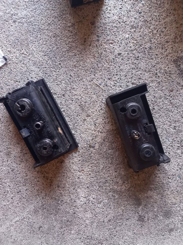 BMW E36 Ashtrays Good Condition Each - Private Seller