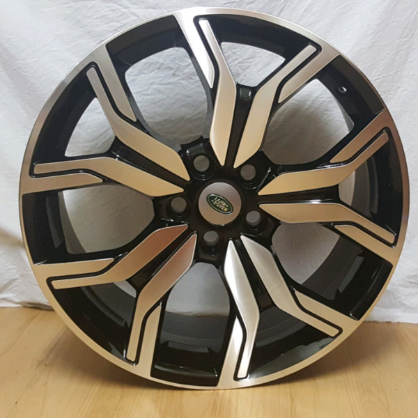 Tyres and mag rims for Landrover / BMW Size 275/40Z R20 - Private Seller