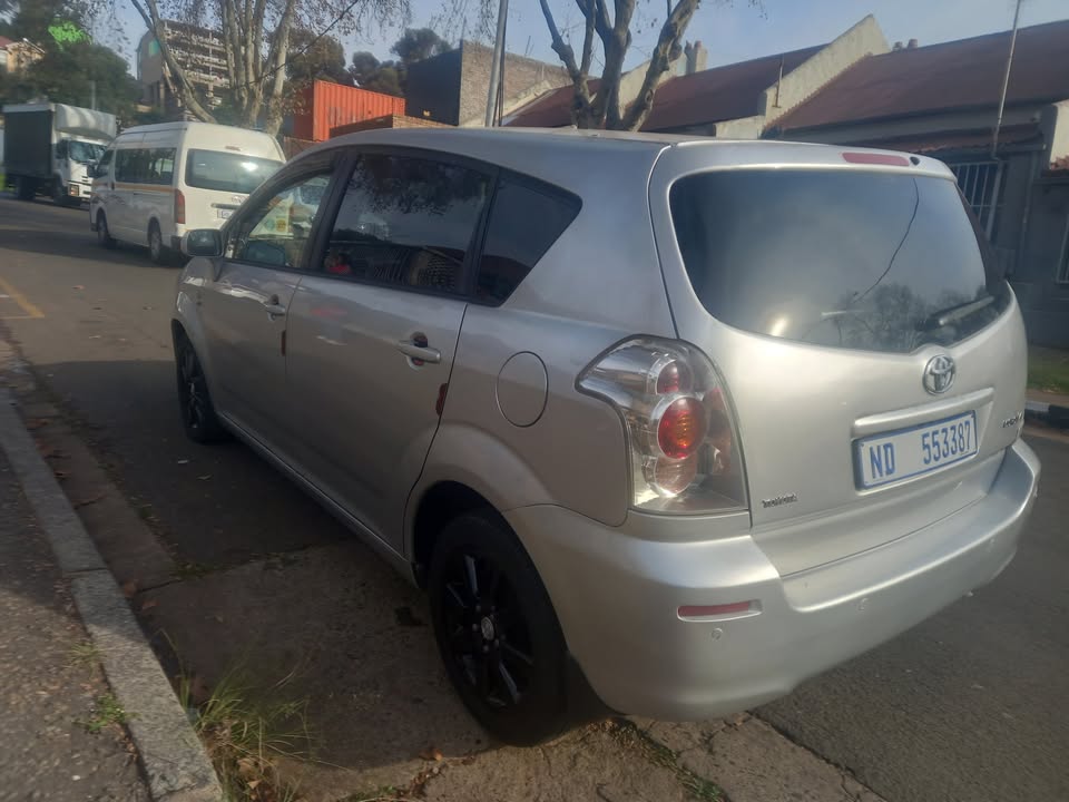 2006 Toyota Verso 1.6 Petrol, Manual, Silver, 85000kms, Leather seats