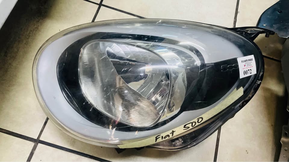 Fiat 500 headlight - Private Seller Fiat 500 headlight - Private Seller