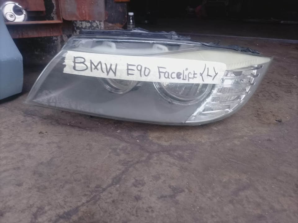 BMW E90 Facelift Left Headlight - Private Seller BMW E90 Facelift Left Headlight - Private Seller