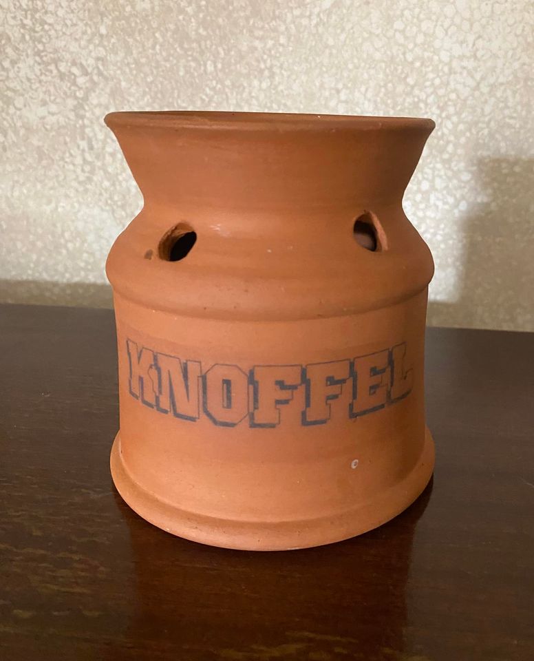– Terracotta pottery garlic – Terracotta pottery garlic