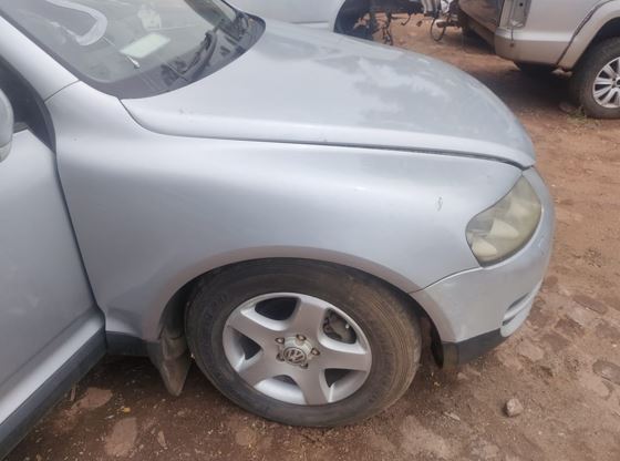 VW TOUAREG 2011 FENDERS FOR SALE - Private Seller VW TOUAREG 2011 FENDERS FOR SALE - Private Seller