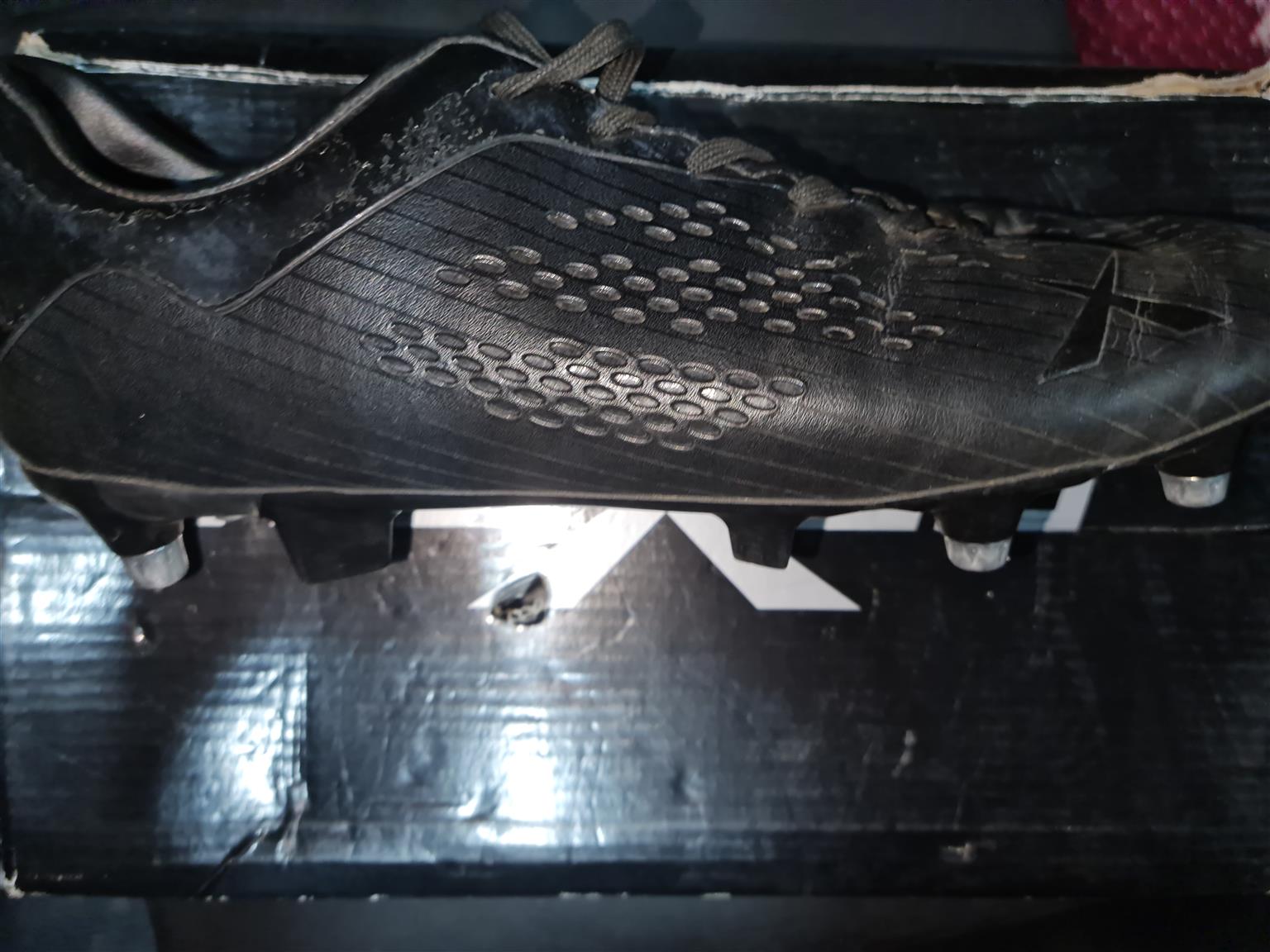 Rugby boot size 8