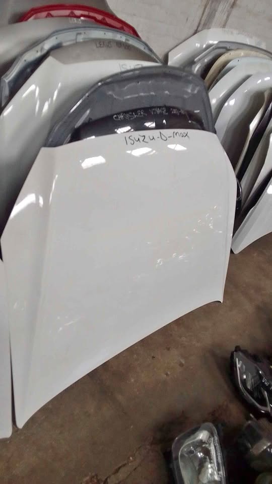 Suzuki D-max bonnet - Private Seller Suzuki D-max bonnet - Private Seller
