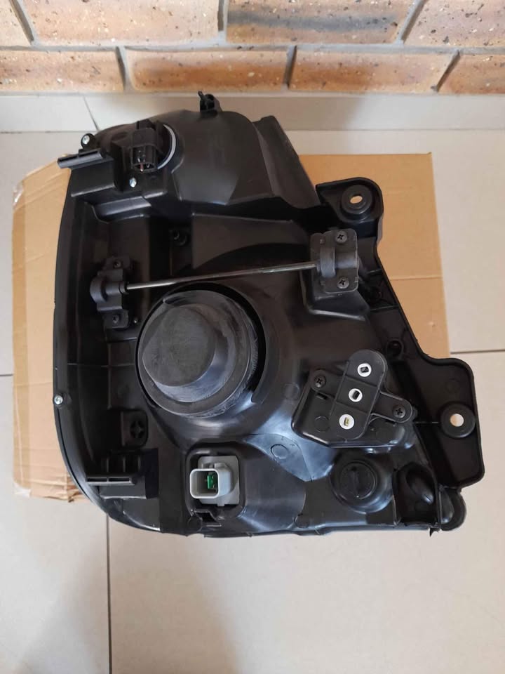 KIA K2700 2006/11 BRAND NEW HEADLIGHTS FORSALE