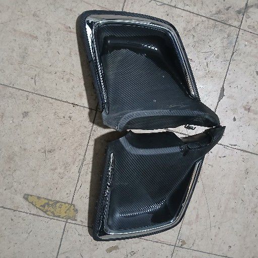 Toyota startlet foglight cover - Private Seller Toyota startlet foglight cover - Private Seller