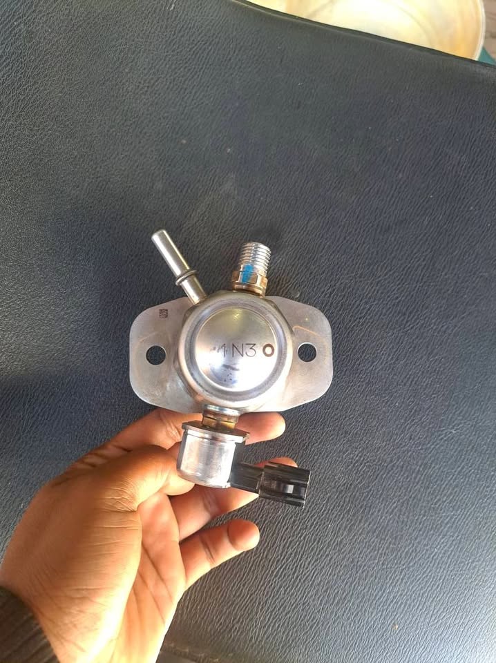 Toyota high pressure fuel pump - Private Seller