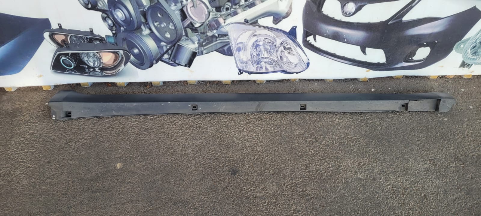 2023 VW T-CROSS SIDE SKIRT RIGHT SIDE FOR SALE. IN EXCELLENT CONDITION - Private Seller 2023 VW T-CROSS SIDE SKIRT RIGHT SIDE FOR SALE. IN EXCELLENT CONDITION - Private Seller