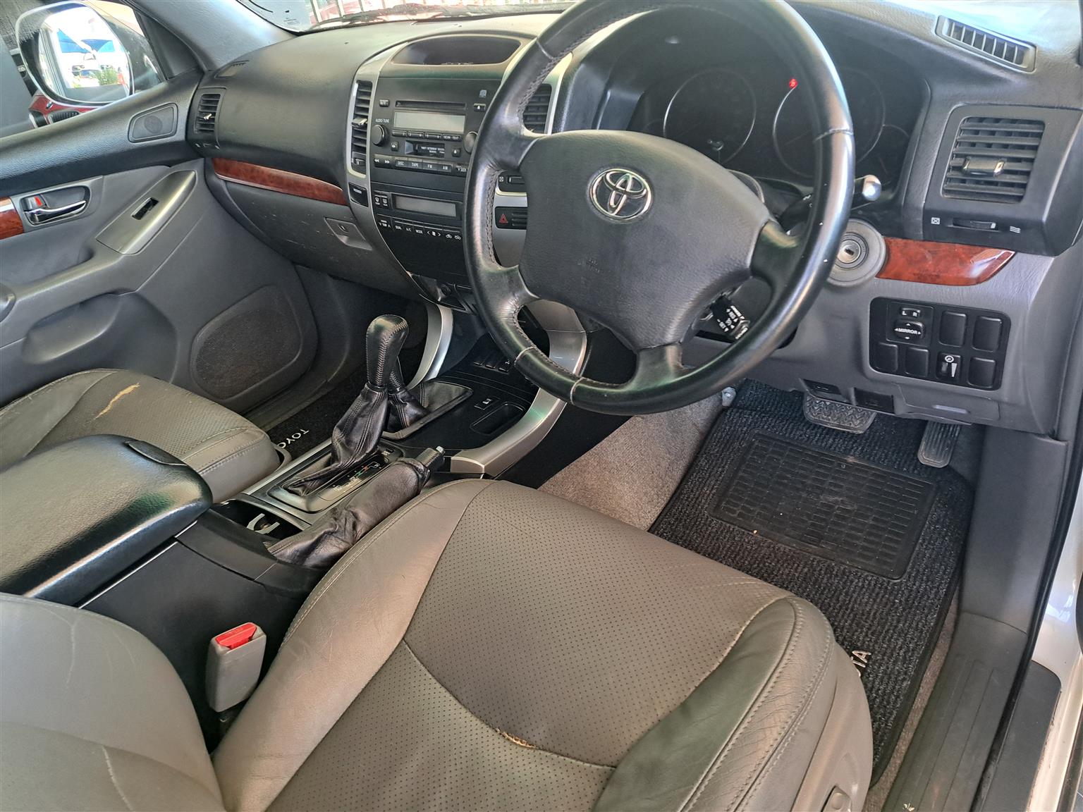 TOYOTA LAND CRISER PRADOB 4.0 V6 AUTO