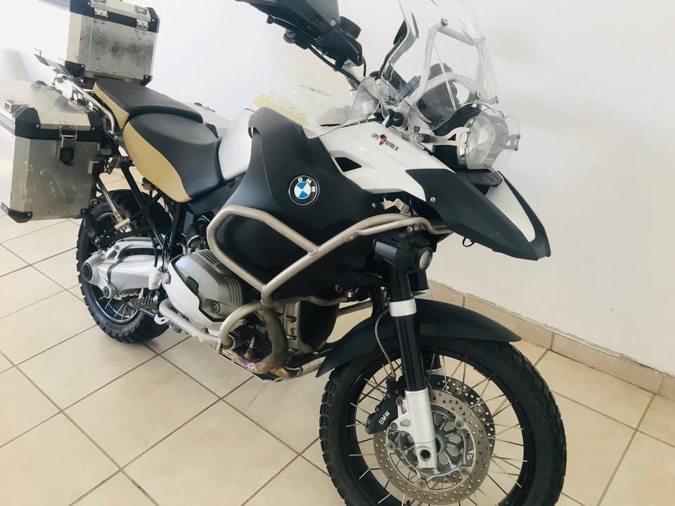 2013 BMW R1200 GS ADV - Private Seller