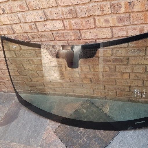 Land Rover Discovery Windscreens - Private Seller