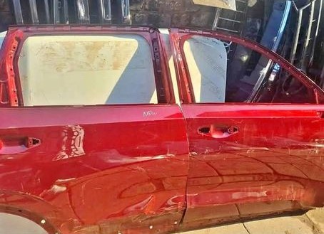 Haval H6 Front & Back Door R At Doors / Bonnets Auto Parts Jozi - Private Seller Haval H6 Front & Back Door R At Doors / Bonnets Auto Parts Jozi - Private Seller