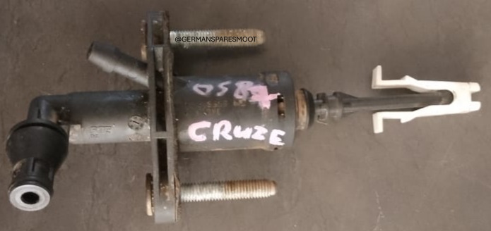 Chev Cruze 1.6 Used Clutch Master Cylinder - Private Seller Chev Cruze 1.6 Used Clutch Master Cylinder - Private Seller