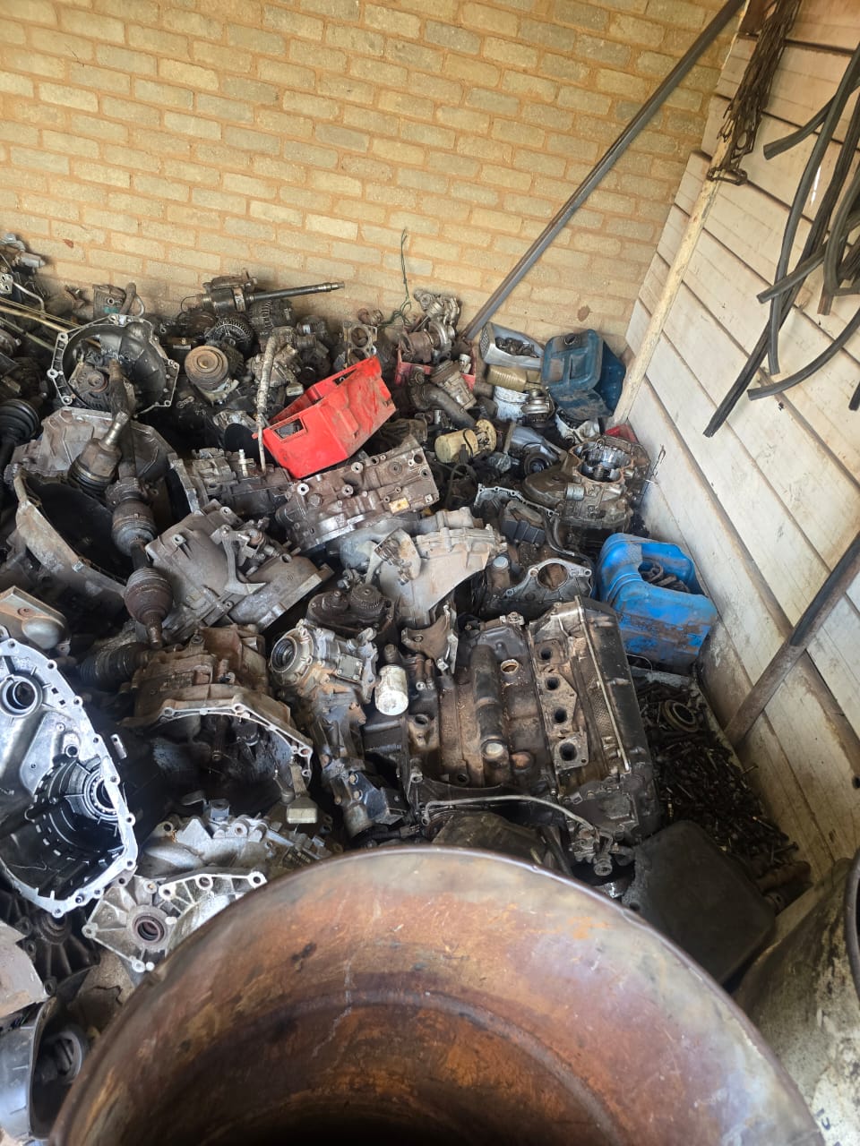 Various Hummer parts for sale