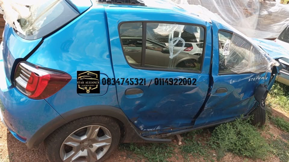 RENAULT SANDERO STRIPPING FOR SPARES - Private Seller RENAULT SANDERO STRIPPING FOR SPARES - Private Seller