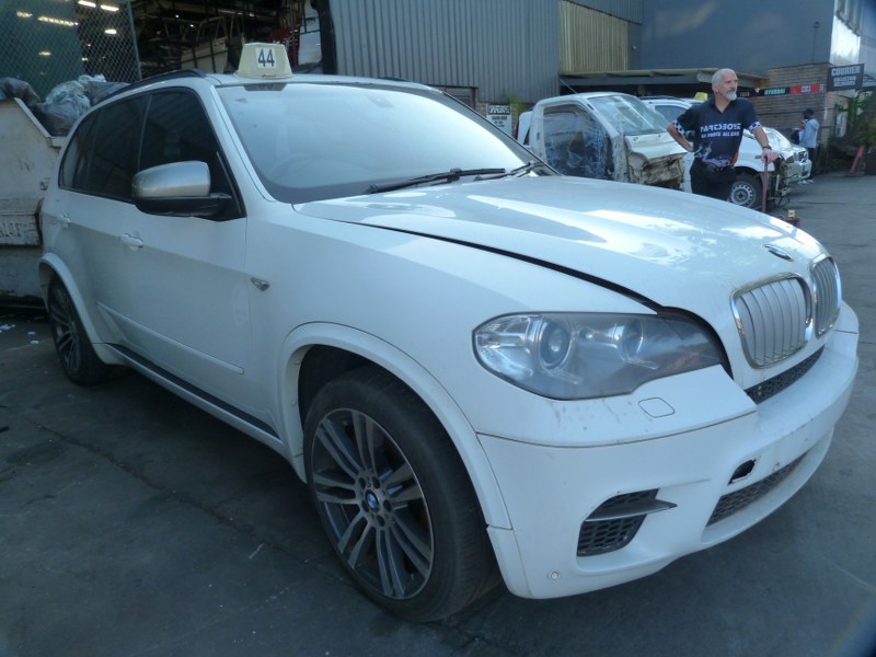BMW X5 M50d E70 5.0 Diesel AT - 2013 SPARESBOYZ STRIPPING FOR SPARES - Private Seller BMW X5 M50d E70 5.0 Diesel AT - 2013 SPARESBOYZ STRIPPING FOR SPARES - Private Seller