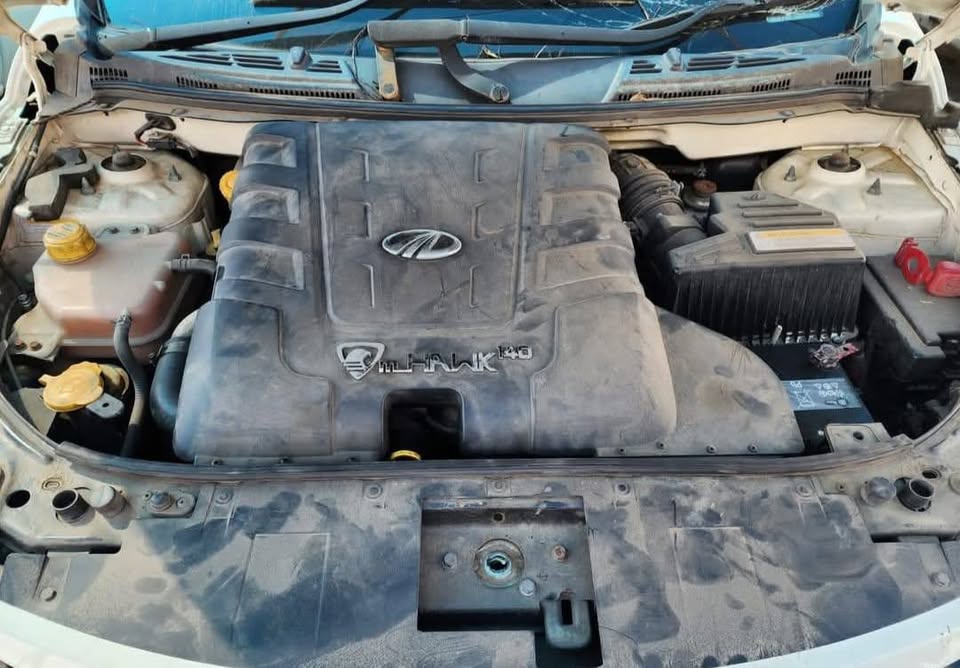 2012 Mahindra XUV500 2.2D stripping for parts for my number WhatsApp or cell