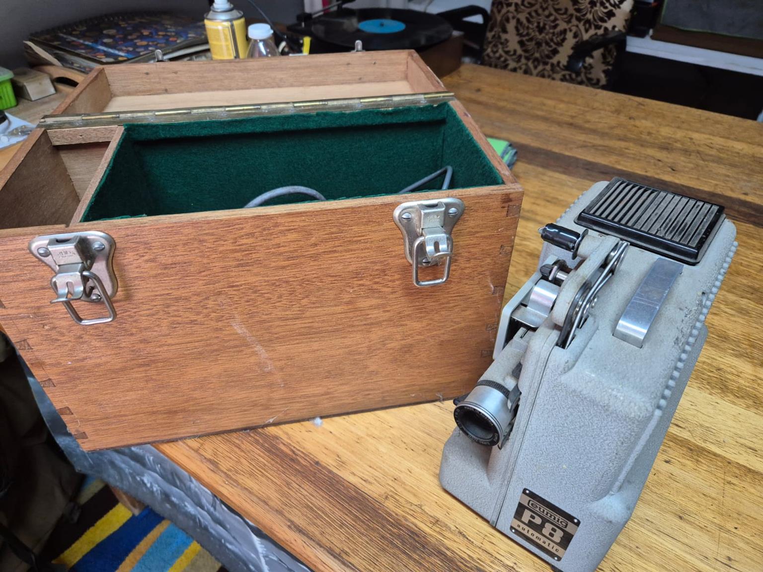 Eumig P8 Projector (Negotiable)
