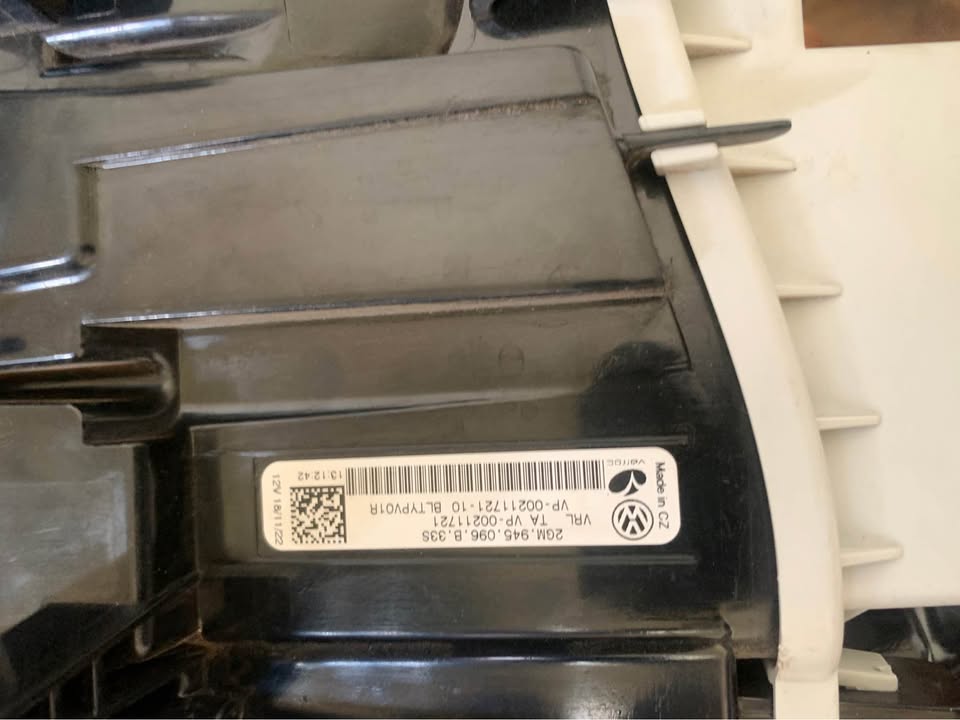 T Cross taillight Full led right side