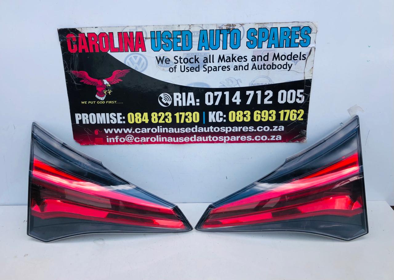 Toyota RAV4 Right side inner taillight remaining - Private Seller Toyota RAV4 Right side inner taillight remaining - Private Seller