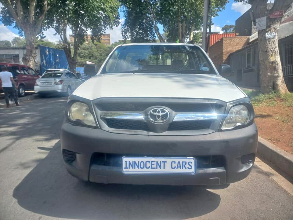 2006 TOYOTA HILUX S-CAB 2.0 VVTI PETROL, MANUAL, WHITE COLOR