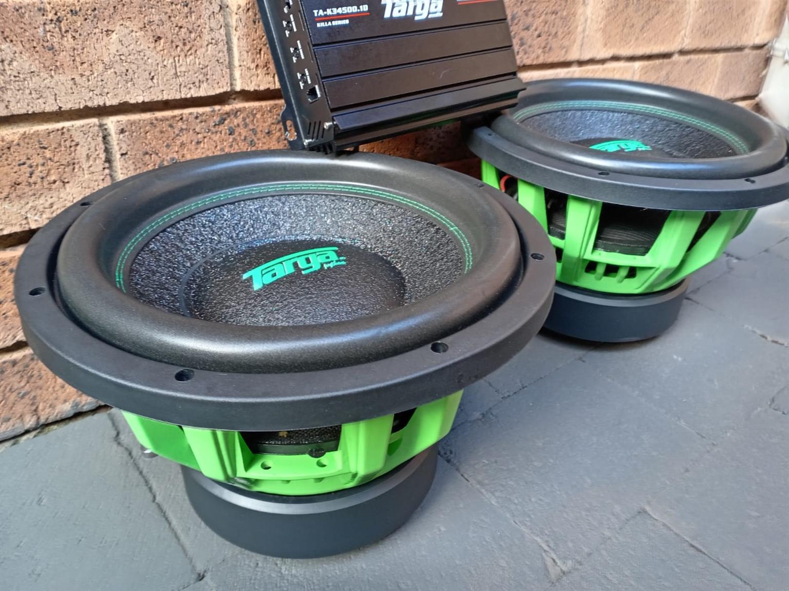 Car Audio Bass Combo 2 x Pythons Subwoofers & 34500w Targa Amplifier