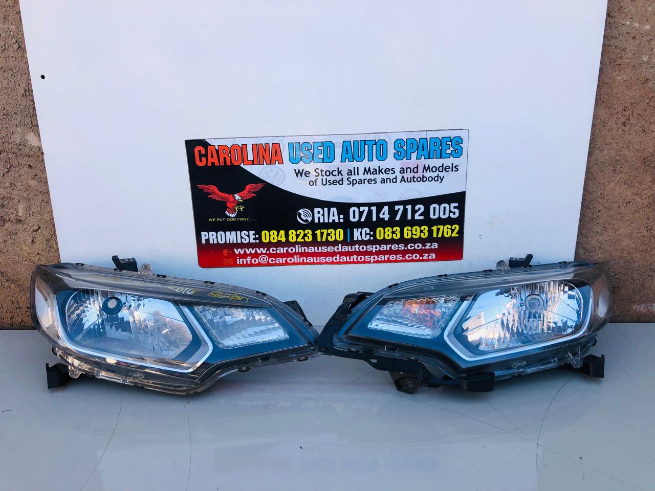 Honda Jazz/Fit left and right side standard headlight (2014-2020) - Private Seller Honda Jazz/Fit left and right side standard headlight (2014-2020) - Private Seller