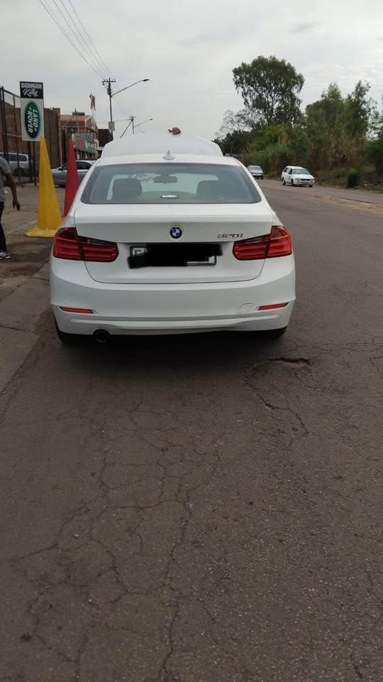 2014 BMW F30 320I MANUAL FOR SPARES - Private Seller