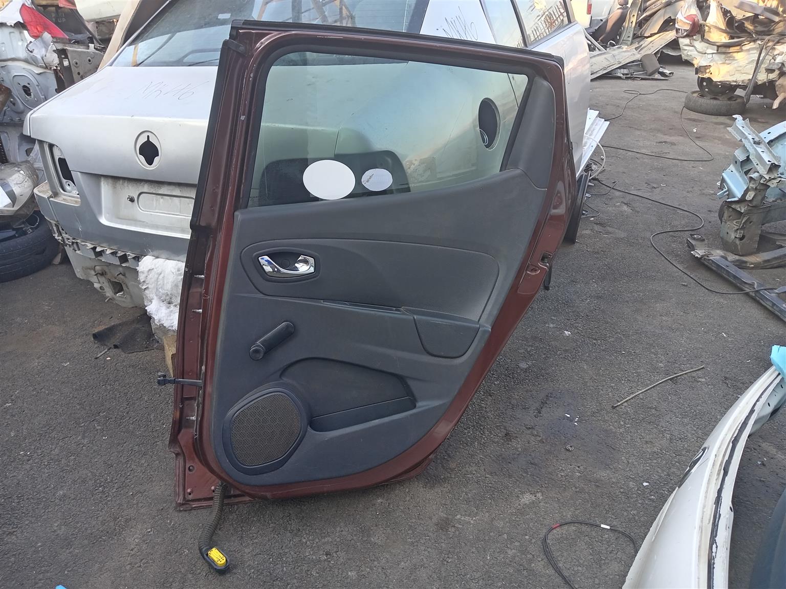 Renault Clio 4 - 2018 Model Right hand rear door - Private Seller