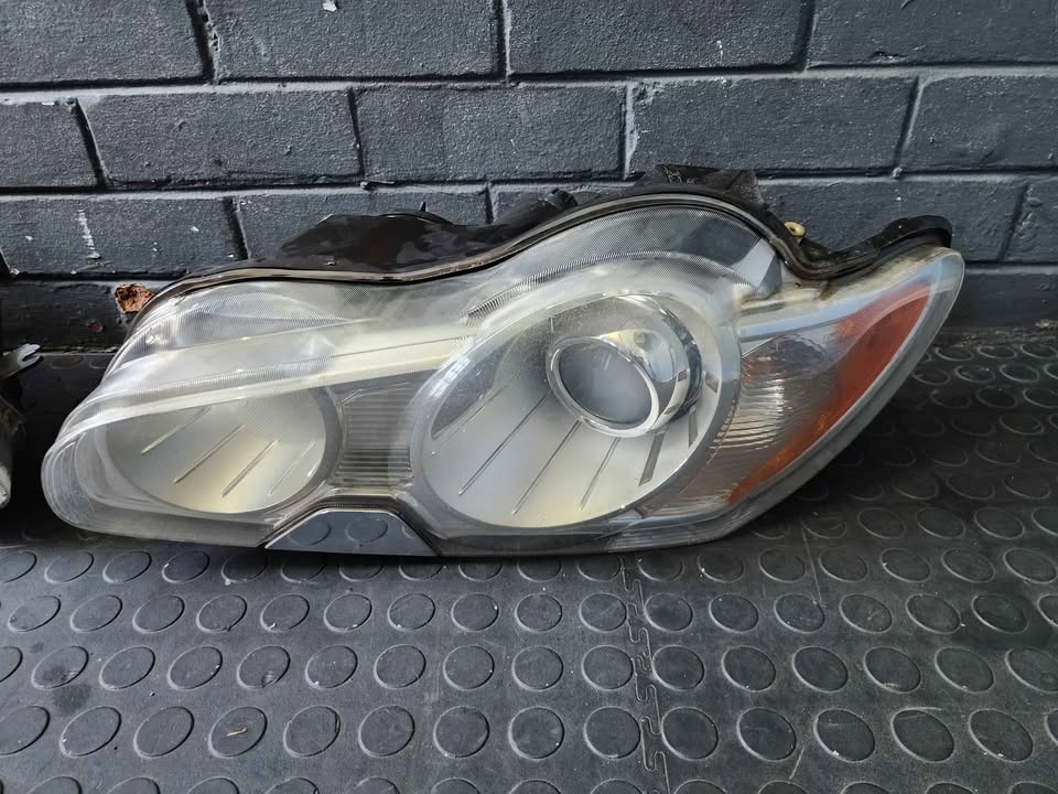 JAGUAR XF HEADLIGHTS 08-11 - Private Seller JAGUAR XF HEADLIGHTS 08-11 - Private Seller