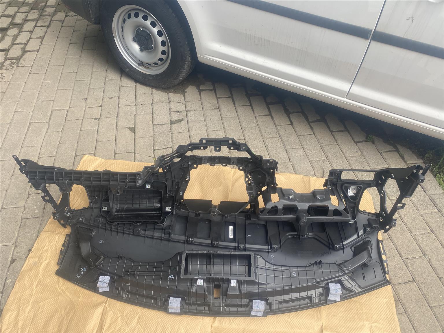 2019 HYUNDAI I20 GRAND DASHBOARD FOR SALE. IN PRISTINE CONDITION - Private Seller