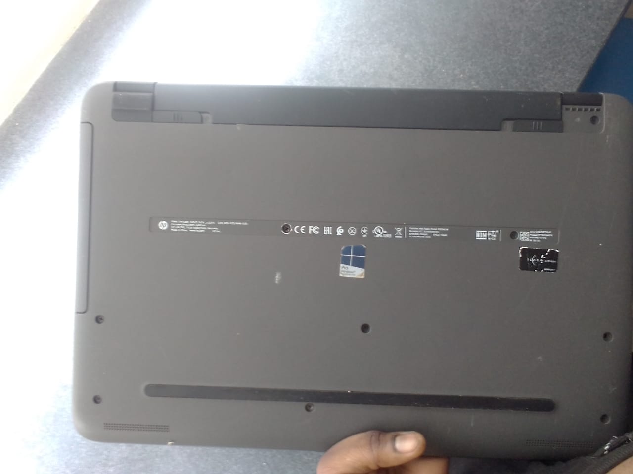 hp-laptop-with-4gb-ram-and-117gb-hard-drive-space-windows-10-battery