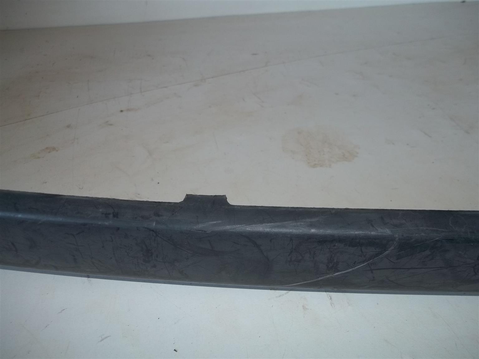 Peugeot 206 rear bumper molding - Private Seller Peugeot 206 rear bumper molding - Private Seller