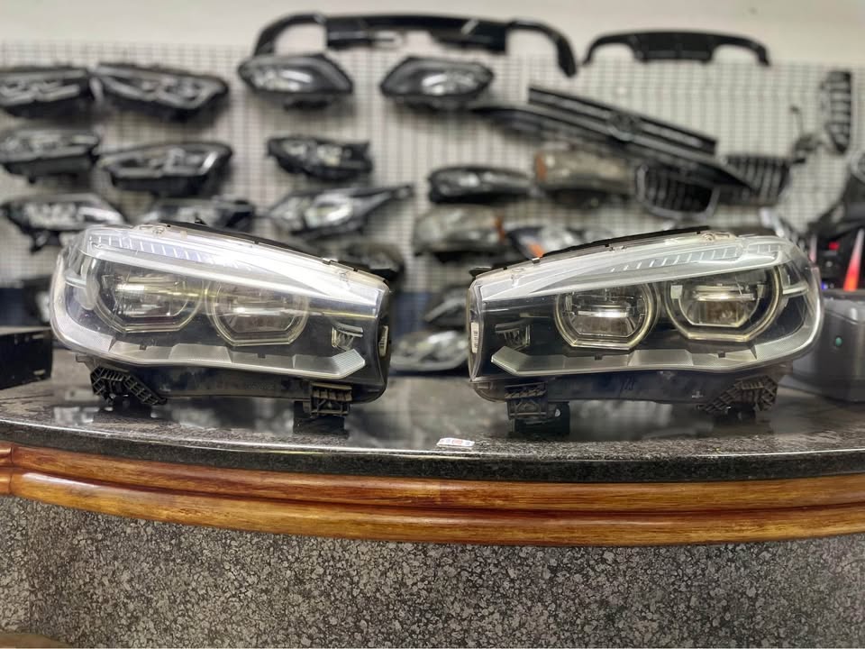 BMW F15 F16 X5 X6 headlights BMW F15 F16 X5 X6 headlights