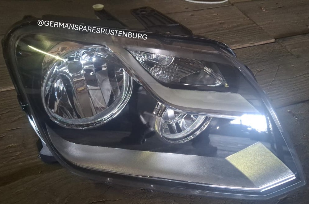 VW AMAROK NEW HEADLIGHTS - Private Seller VW AMAROK NEW HEADLIGHTS - Private Seller