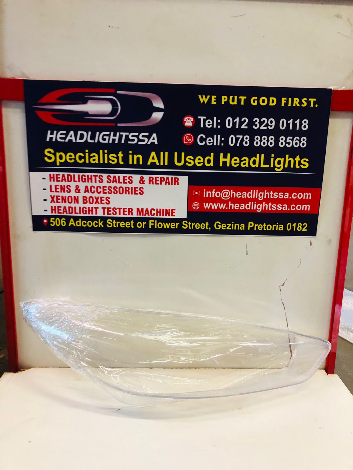 Ford Focus right side headlight lens - Private Seller